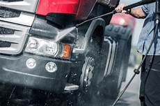 Mobile Sandblasting Vehicle